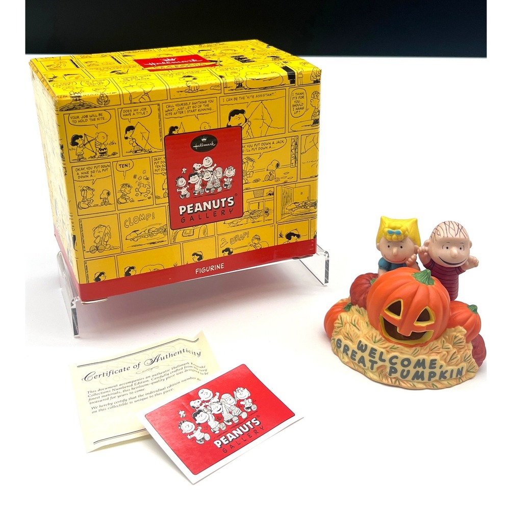 Hallmark Peanuts Gallery The Great Pumpkin Numbered Edition